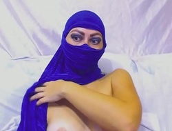 Arabian Babe In Hijab Enjoys Yawning crack Kick off Anal Toying